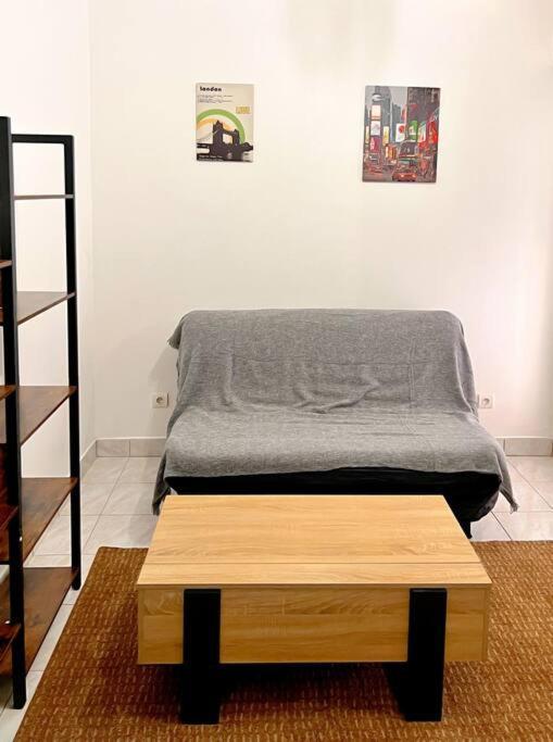 Cosy Appart. Aux Portes De Paris Villejuif Exterior photo