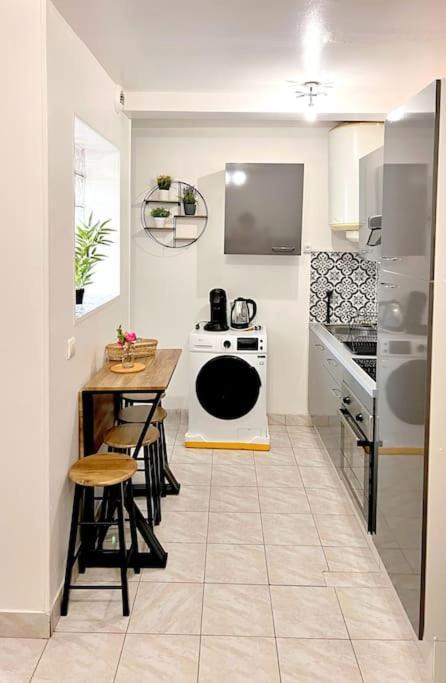 Cosy Appart. Aux Portes De Paris Villejuif Exterior photo